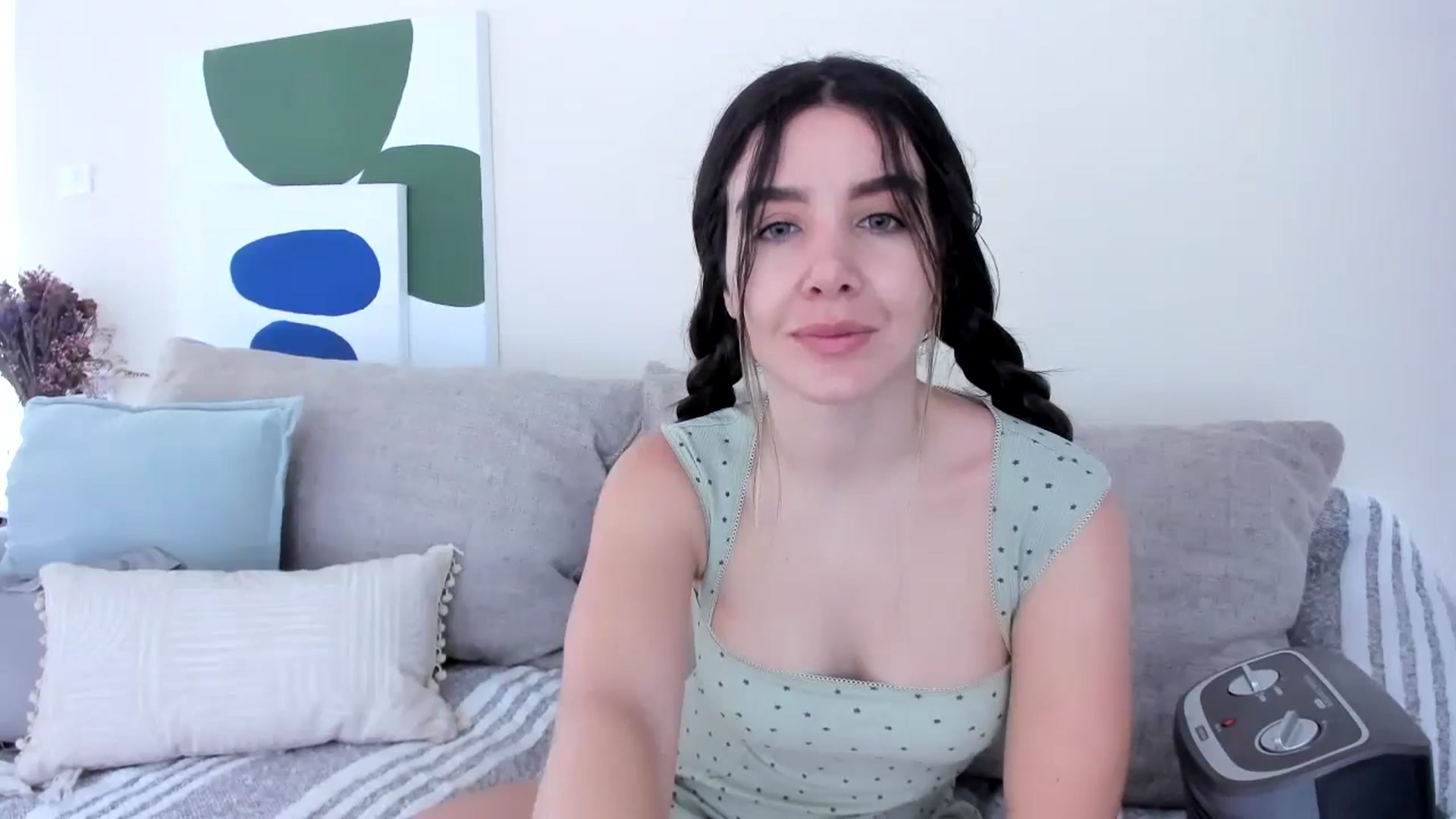 LauraVega video thumbnail