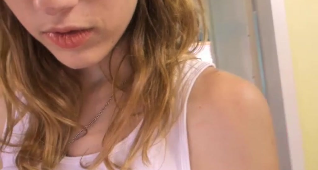NaomiDee video thumbnail