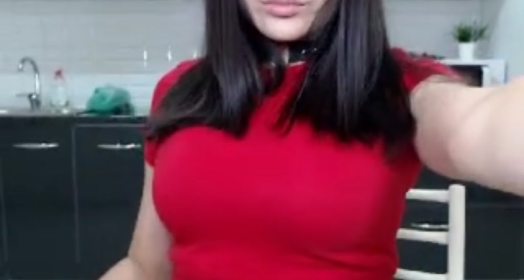 LeenaQ video thumbnail