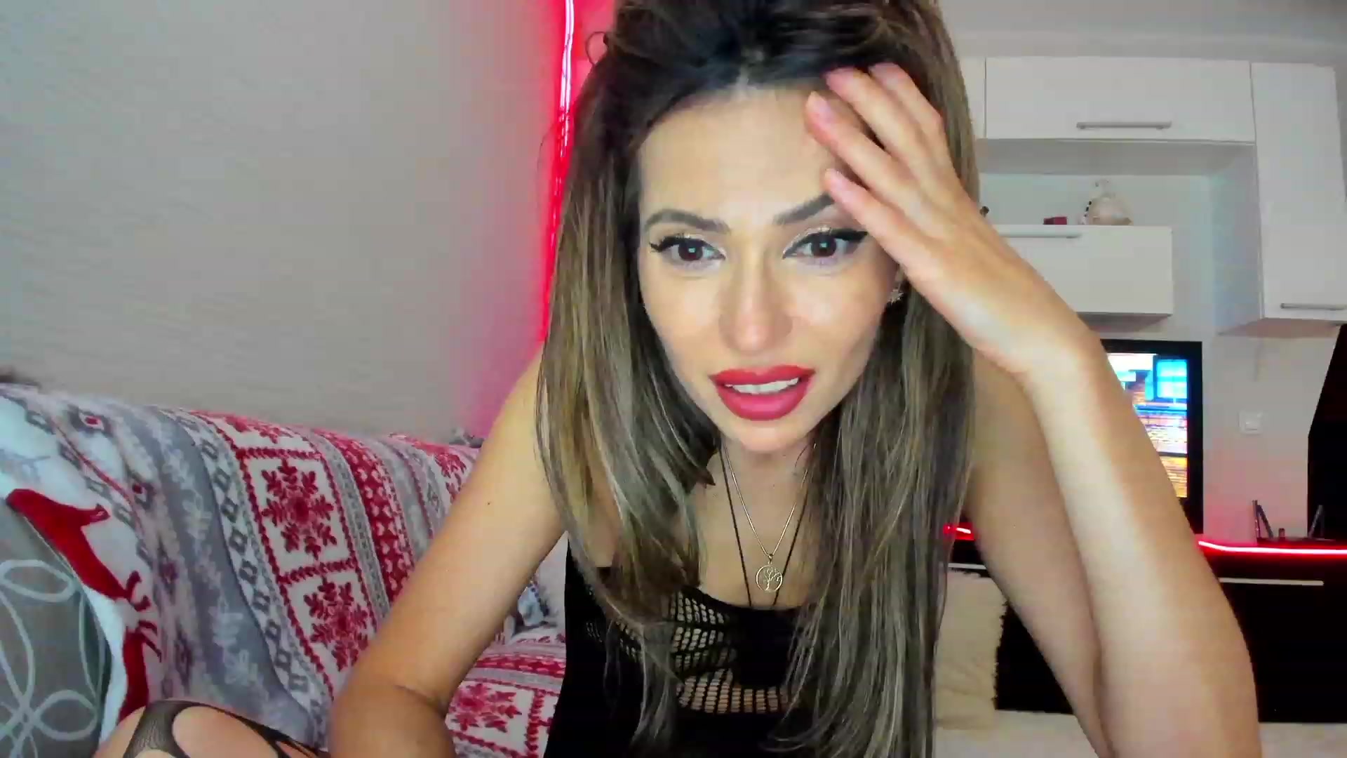 SmileyTinaa video thumbnail