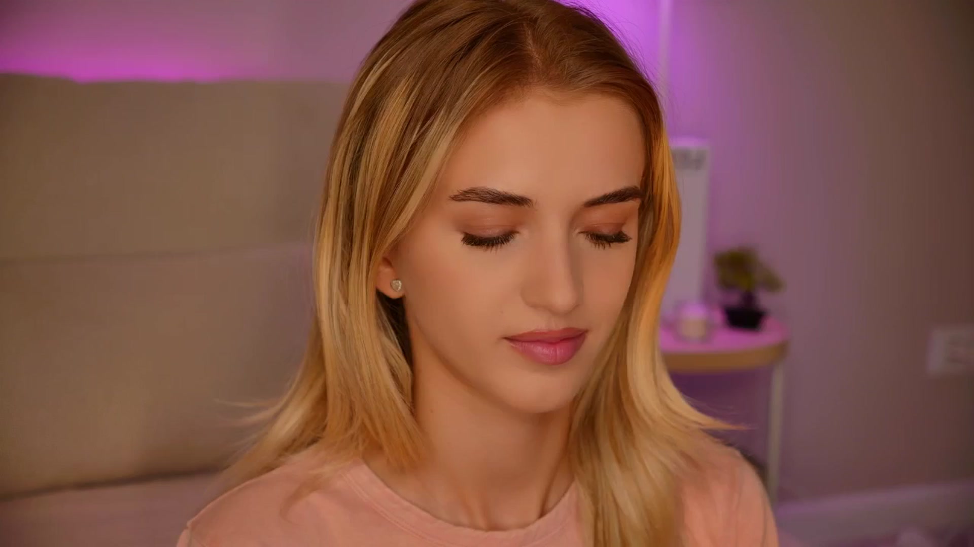 YannaJeen video thumbnail
