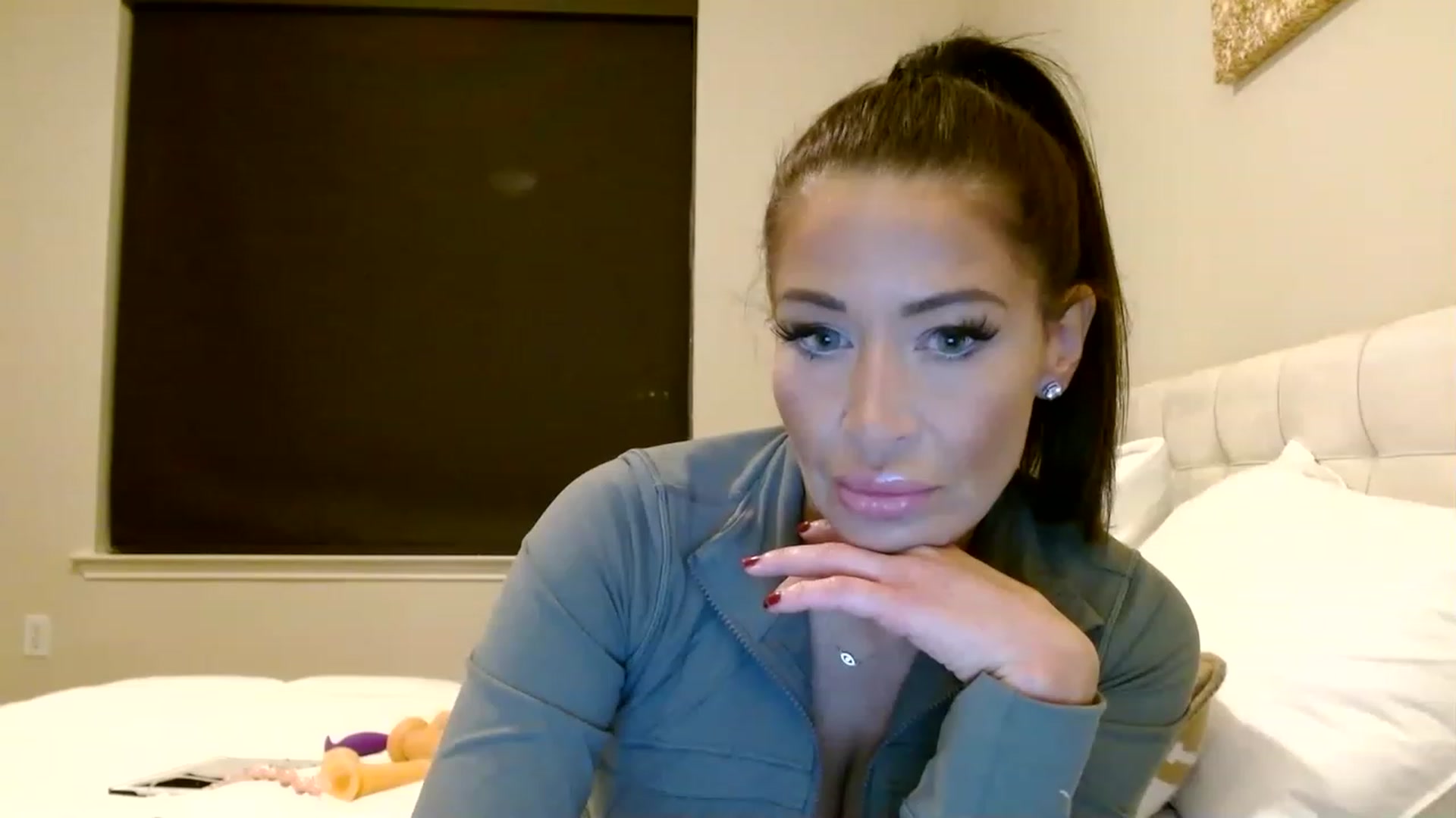 Noelles video thumbnail