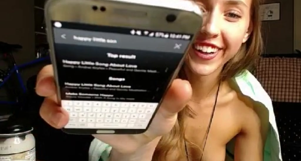 MinaHarvie video thumbnail