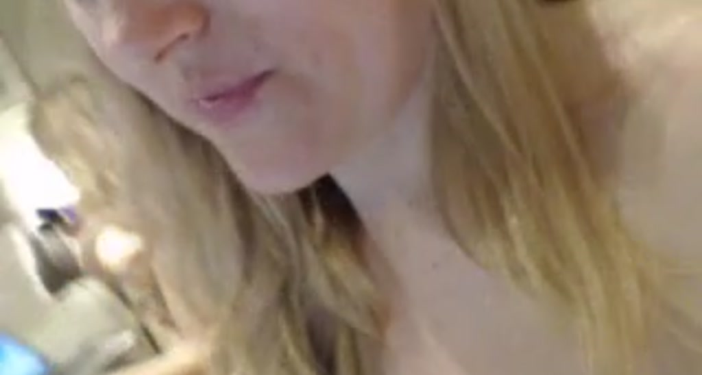 JustLily video thumbnail