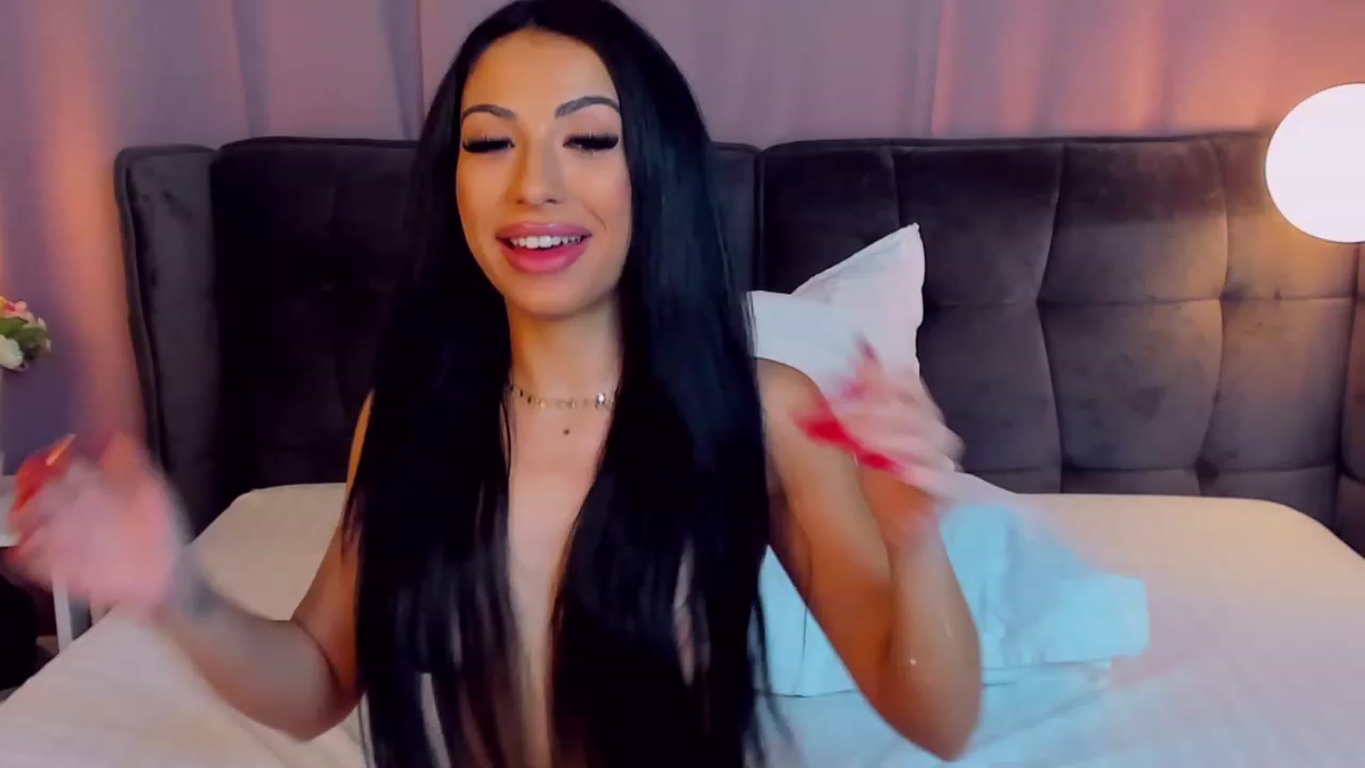 AnaisBloom video thumbnail