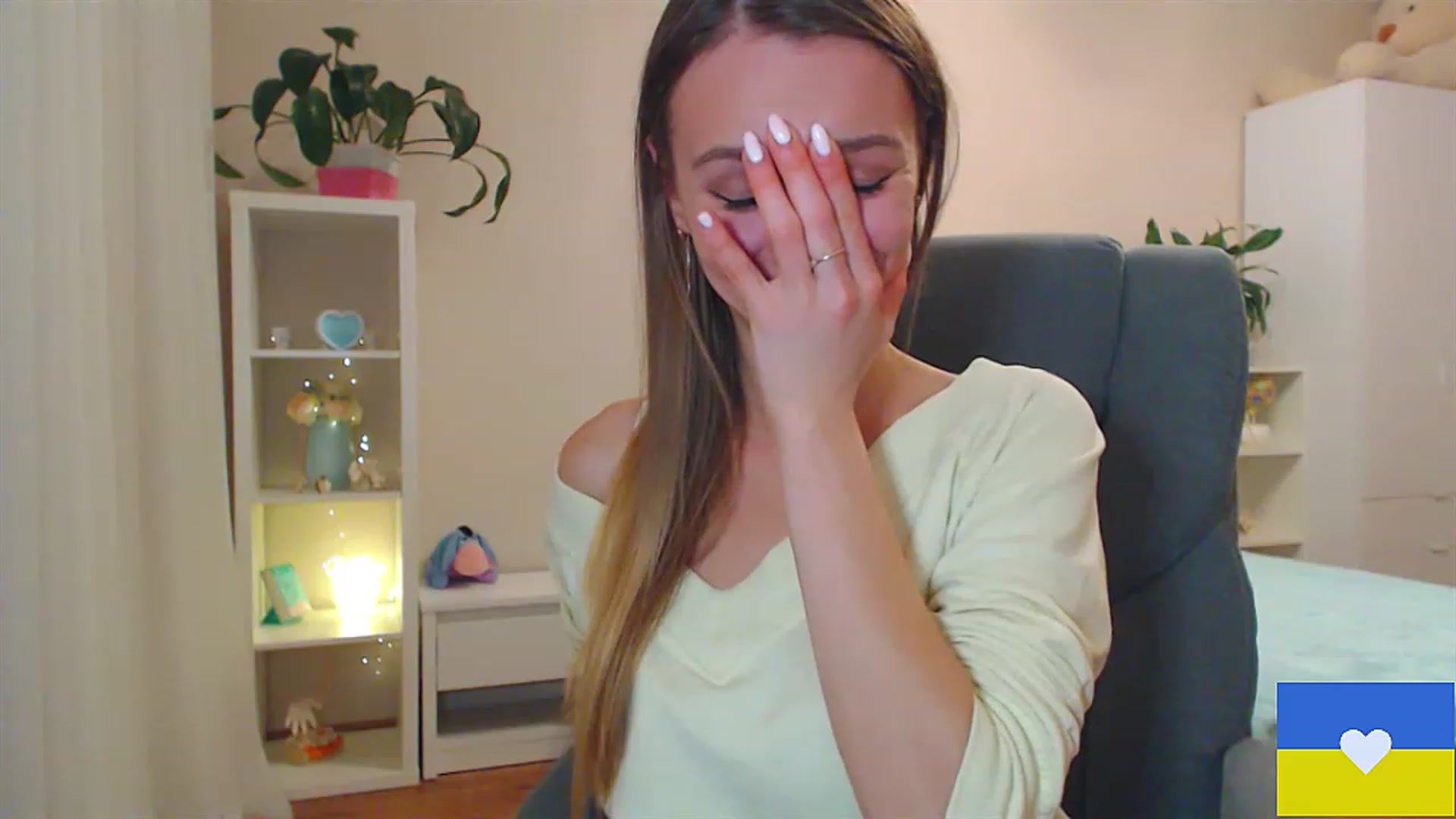 Divine_Phenix video thumbnail
