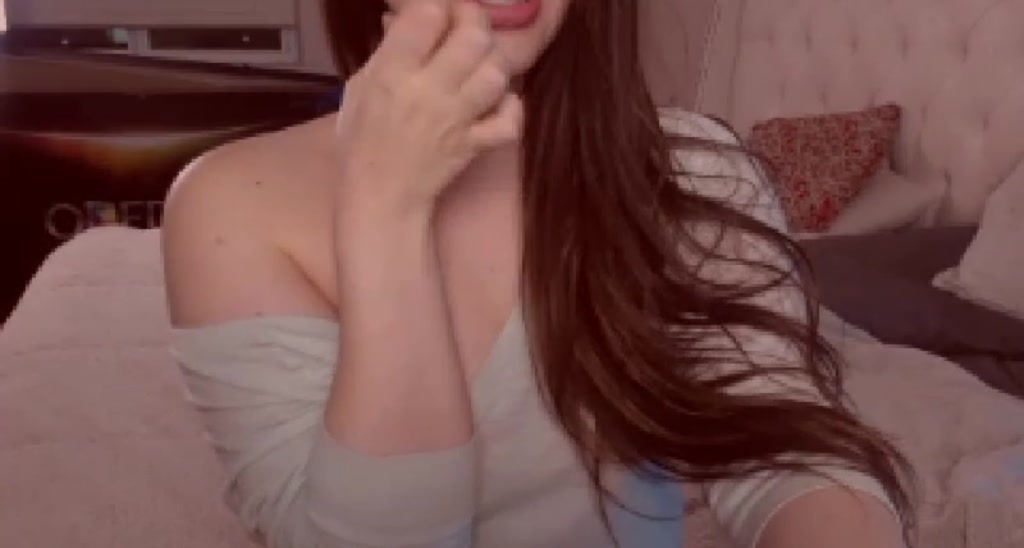 BrattyBelle video thumbnail