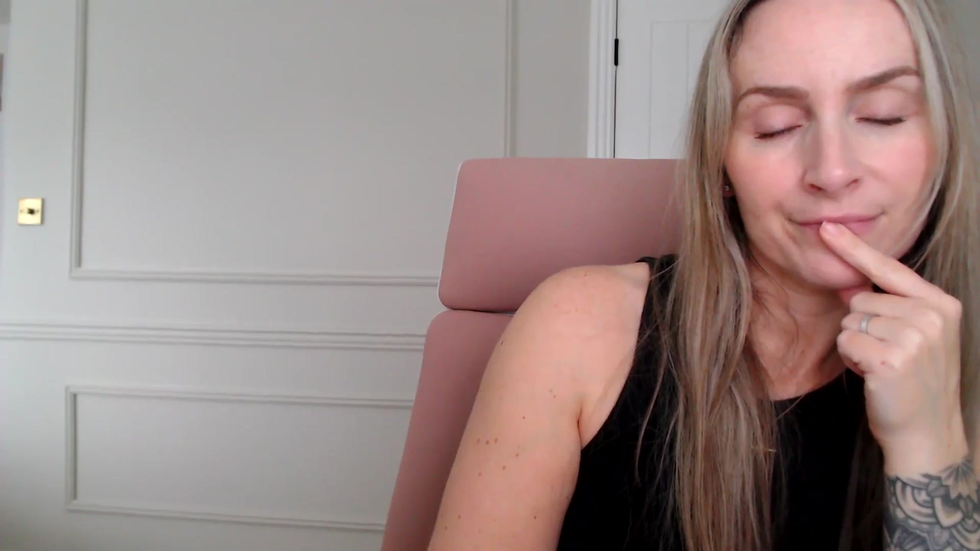 Boob_Jiggler video thumbnail