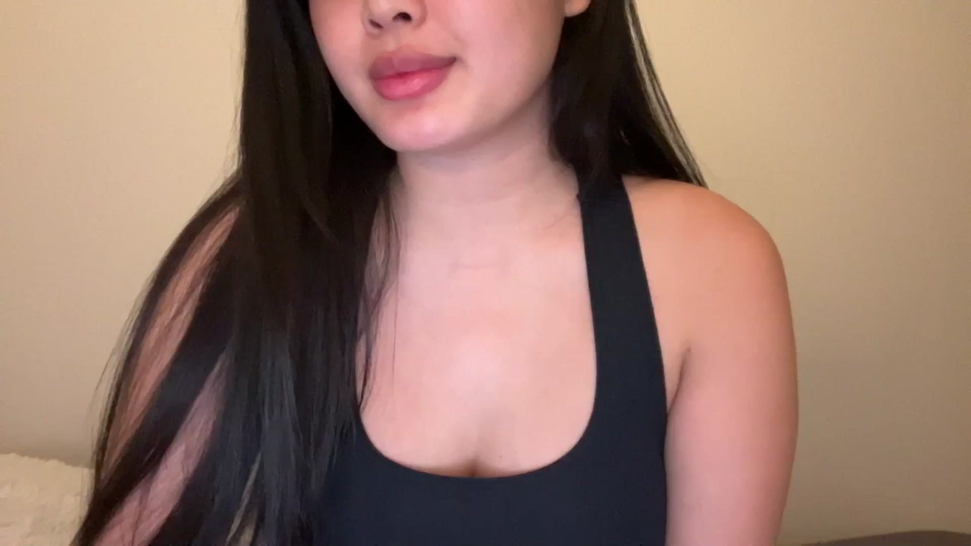 MsAkira video thumbnail