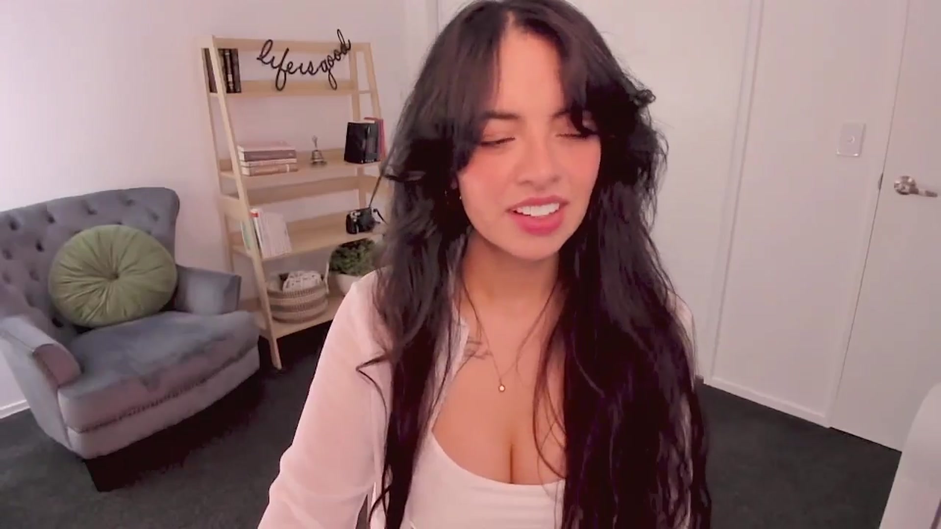 NinaSage video thumbnail