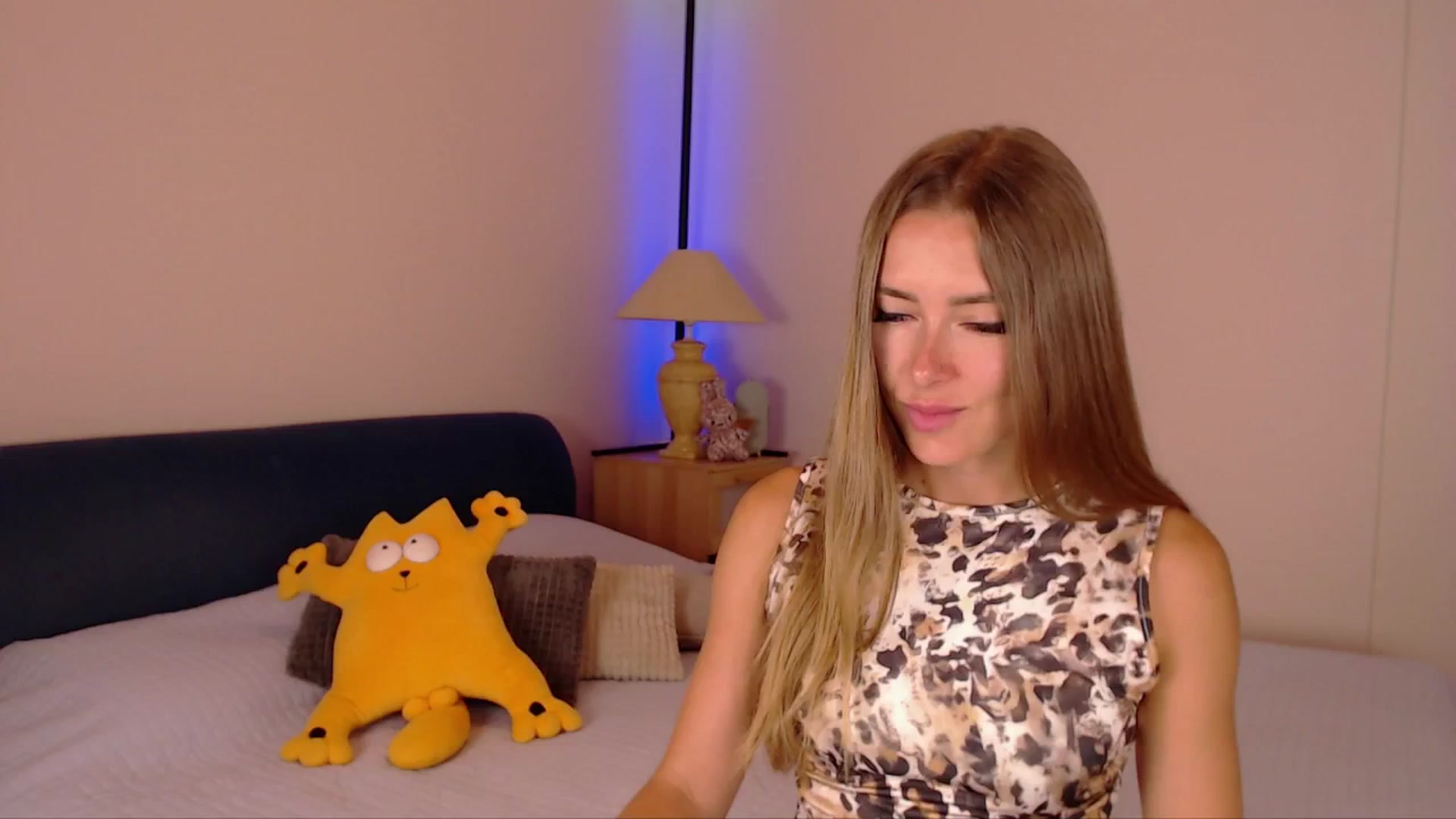 SimonsWife video thumbnail