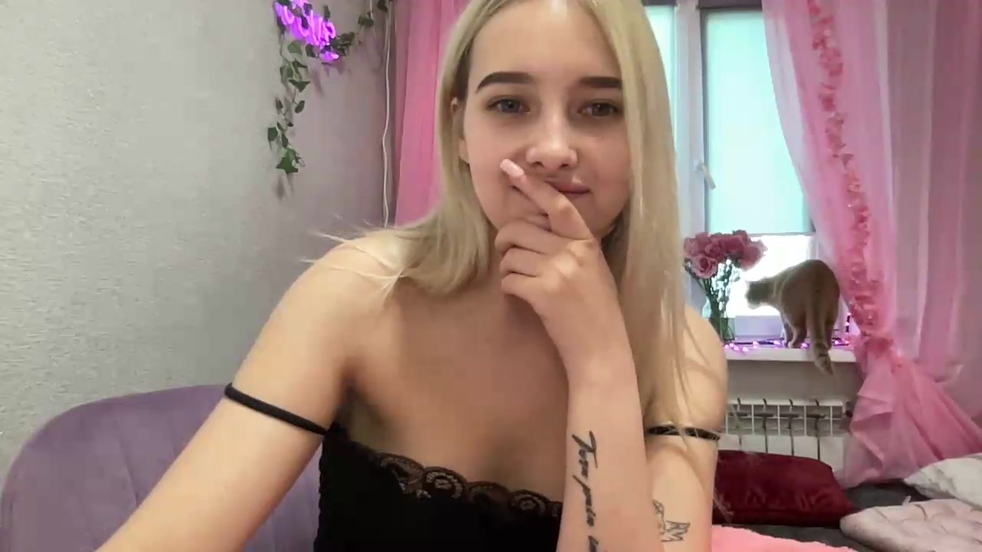 Mira_Satin video thumbnail