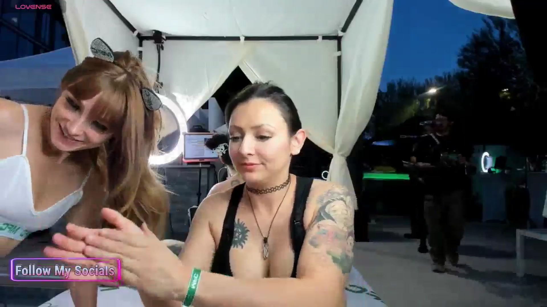Alyx_Singer video thumbnail