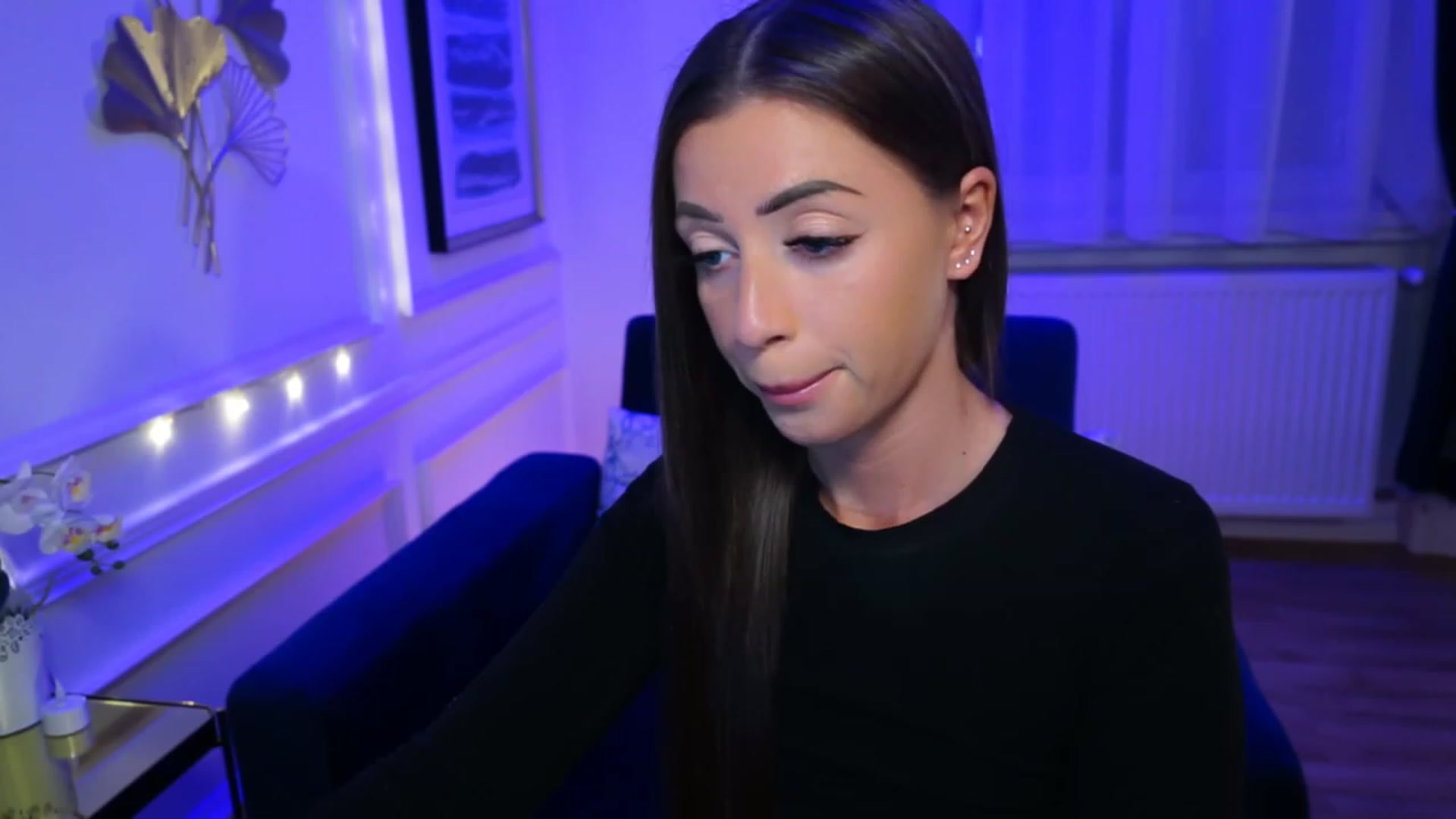 emma_ruby video thumbnail