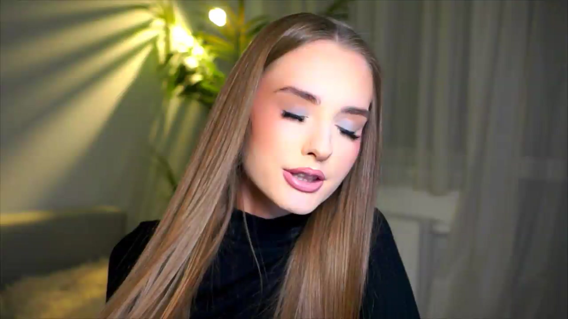 petitegonwild video thumbnail