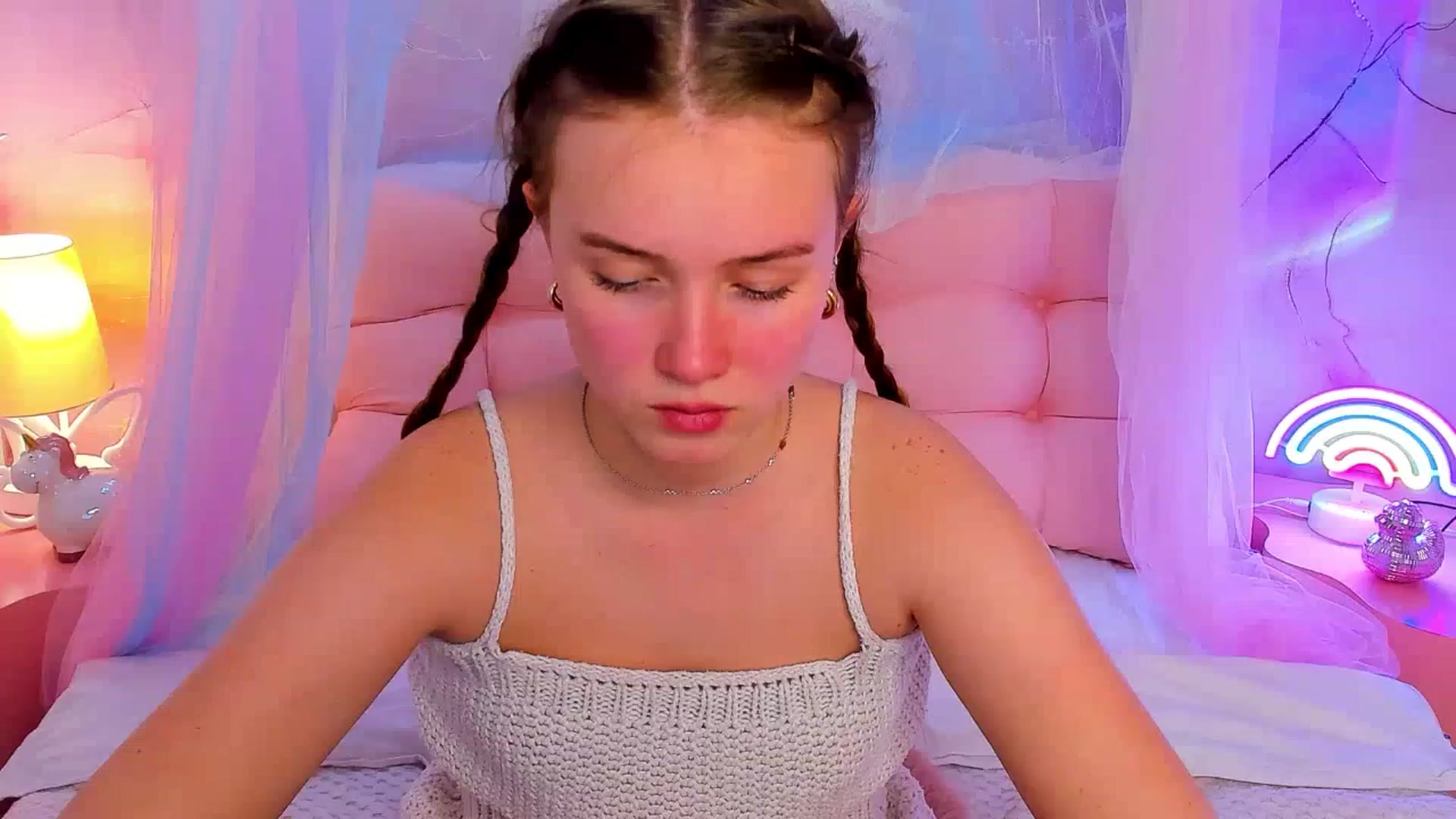 Beatrizz video thumbnail