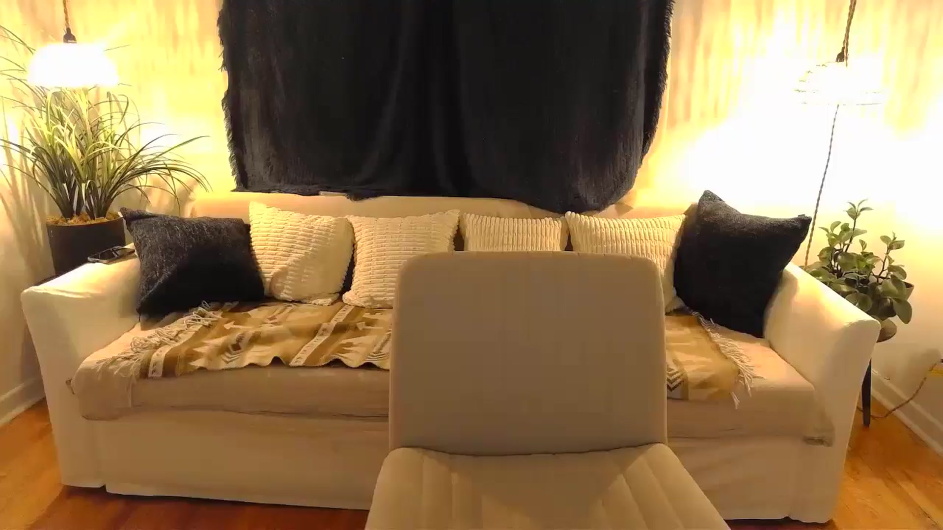 A1_Scarlett video thumbnail
