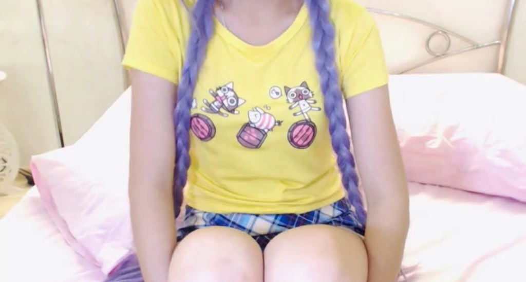 EmikoCoCo video thumbnail