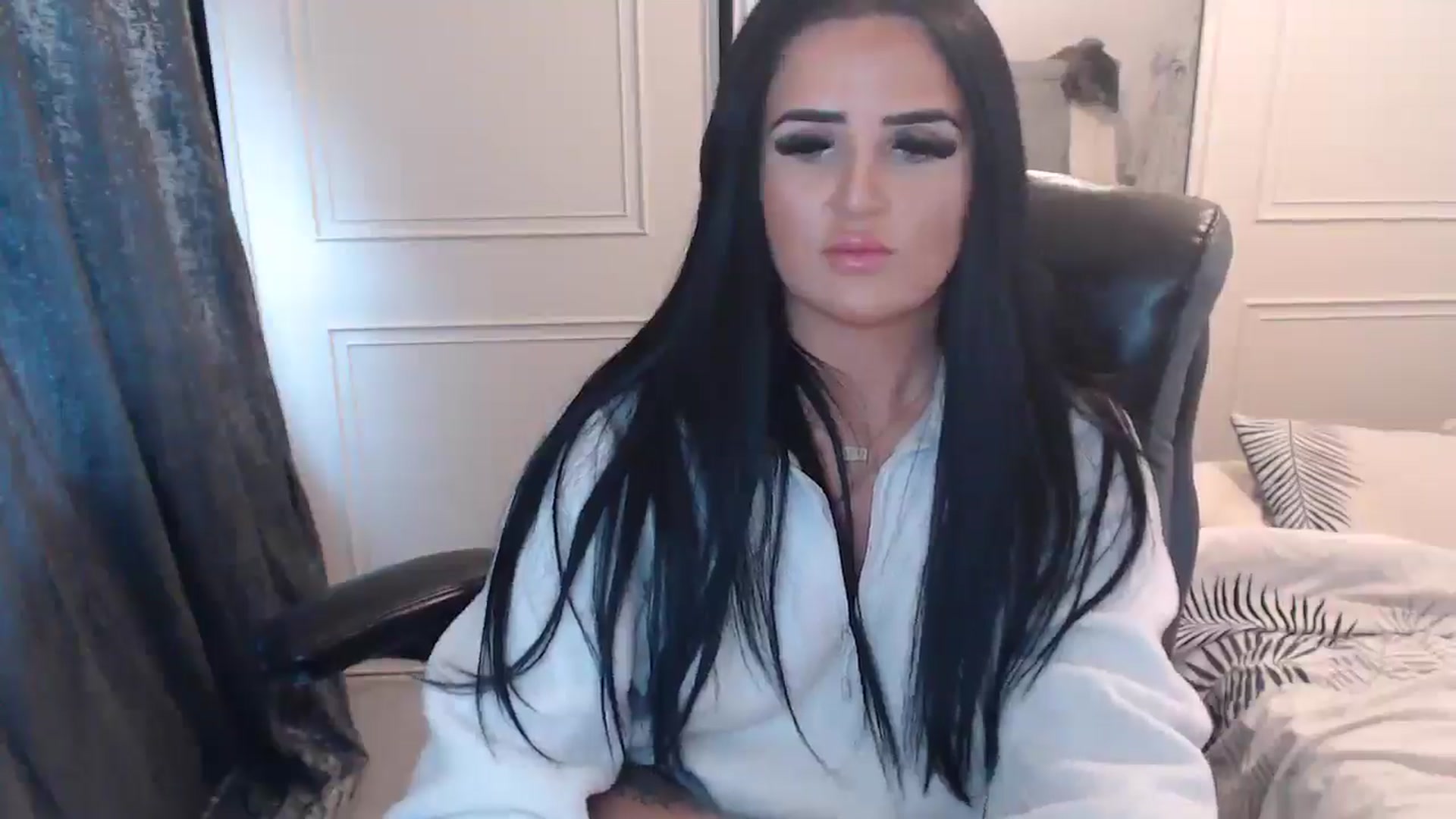 Crystal_MFC video thumbnail