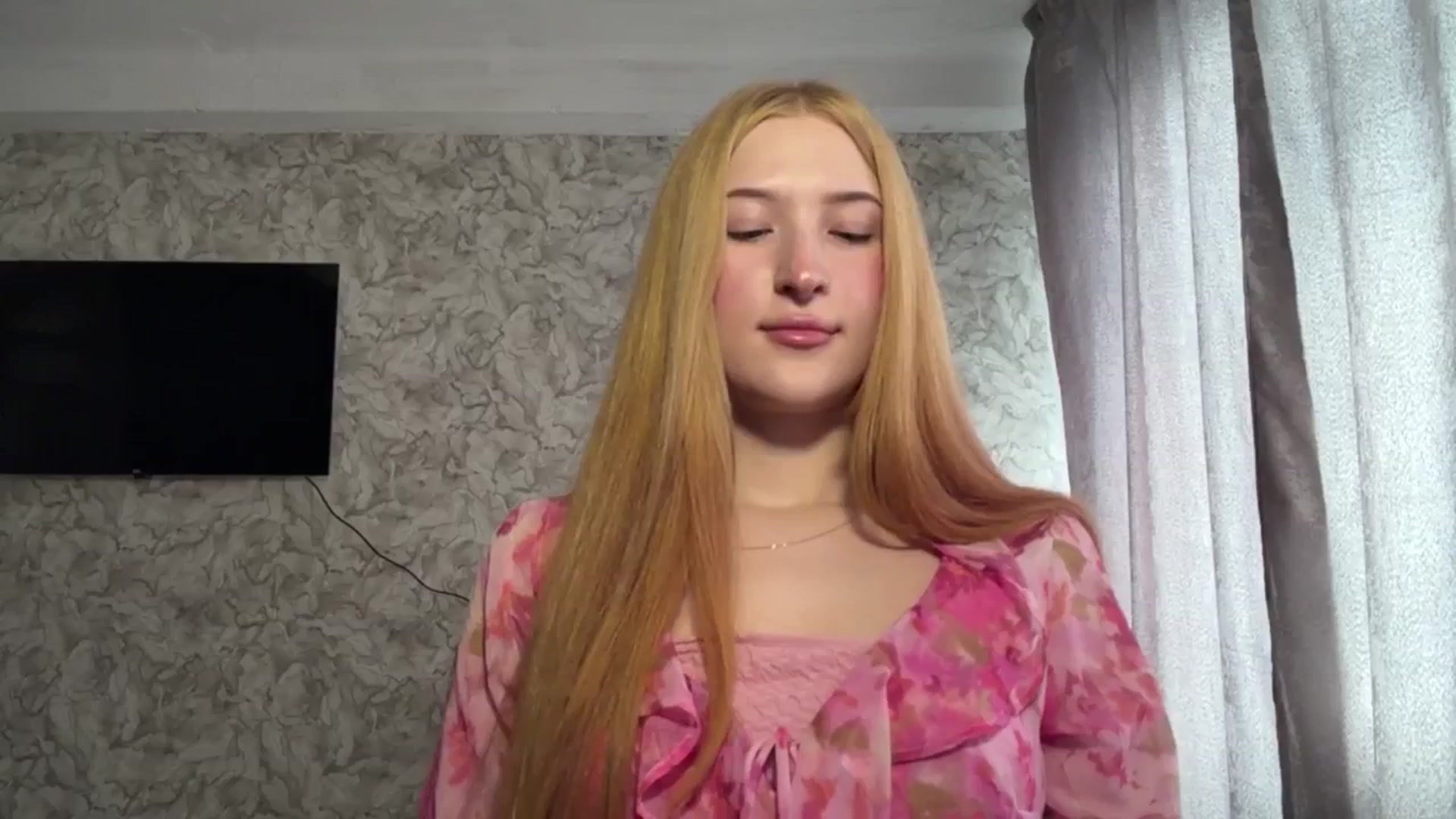 Ilona_Here video thumbnail