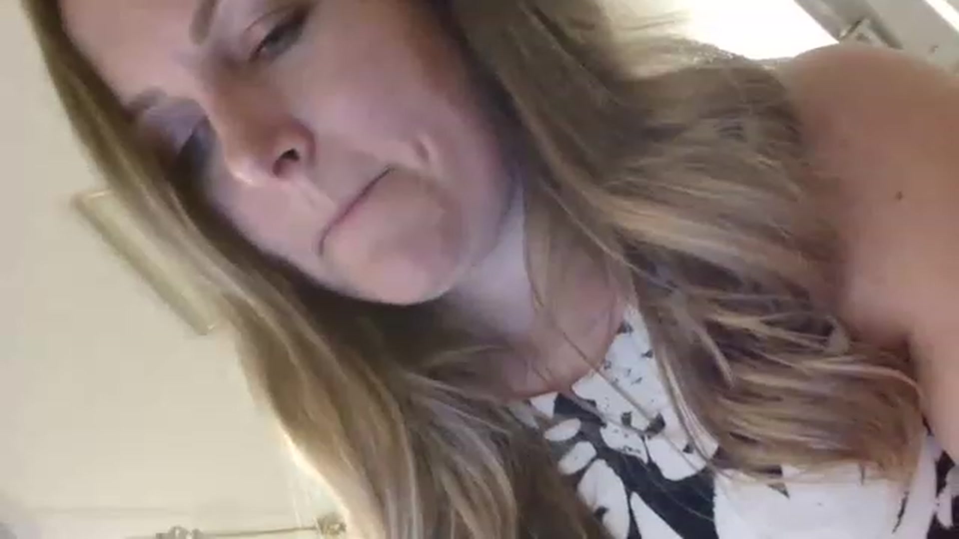 JustLily video thumbnail