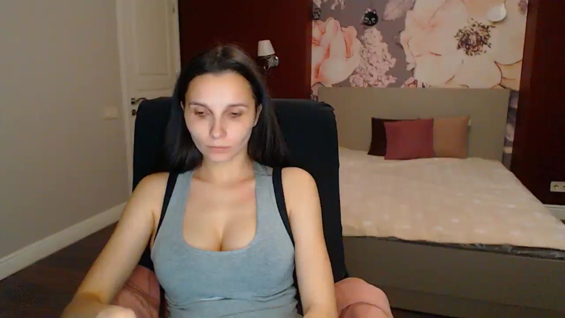Karina_Mils video thumbnail