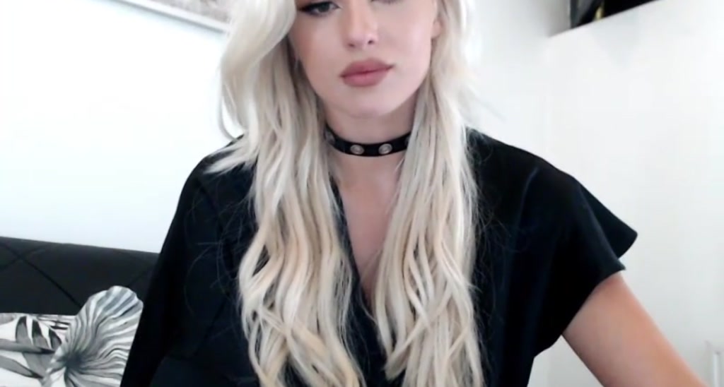 Kissofacobra video thumbnail