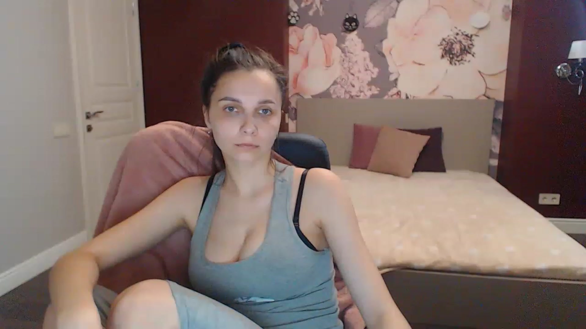 Karina_Mils video thumbnail