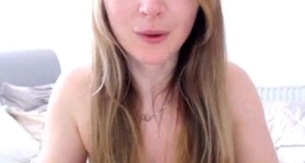 Sarah_Louise_ video thumbnail