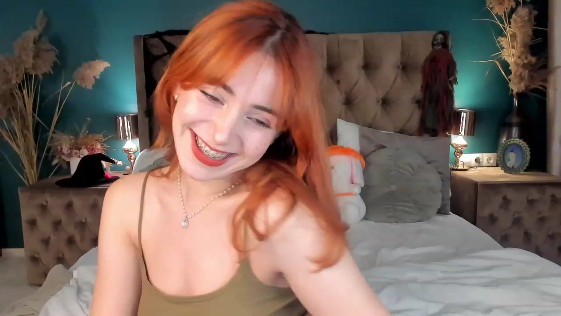 ElsaYoung video thumbnail