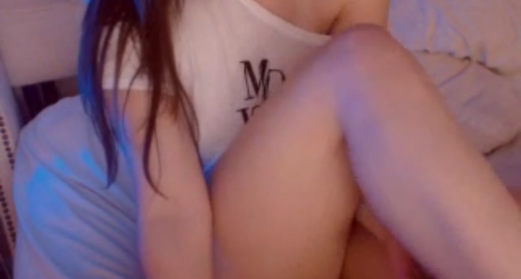 IsabelleDoll video thumbnail