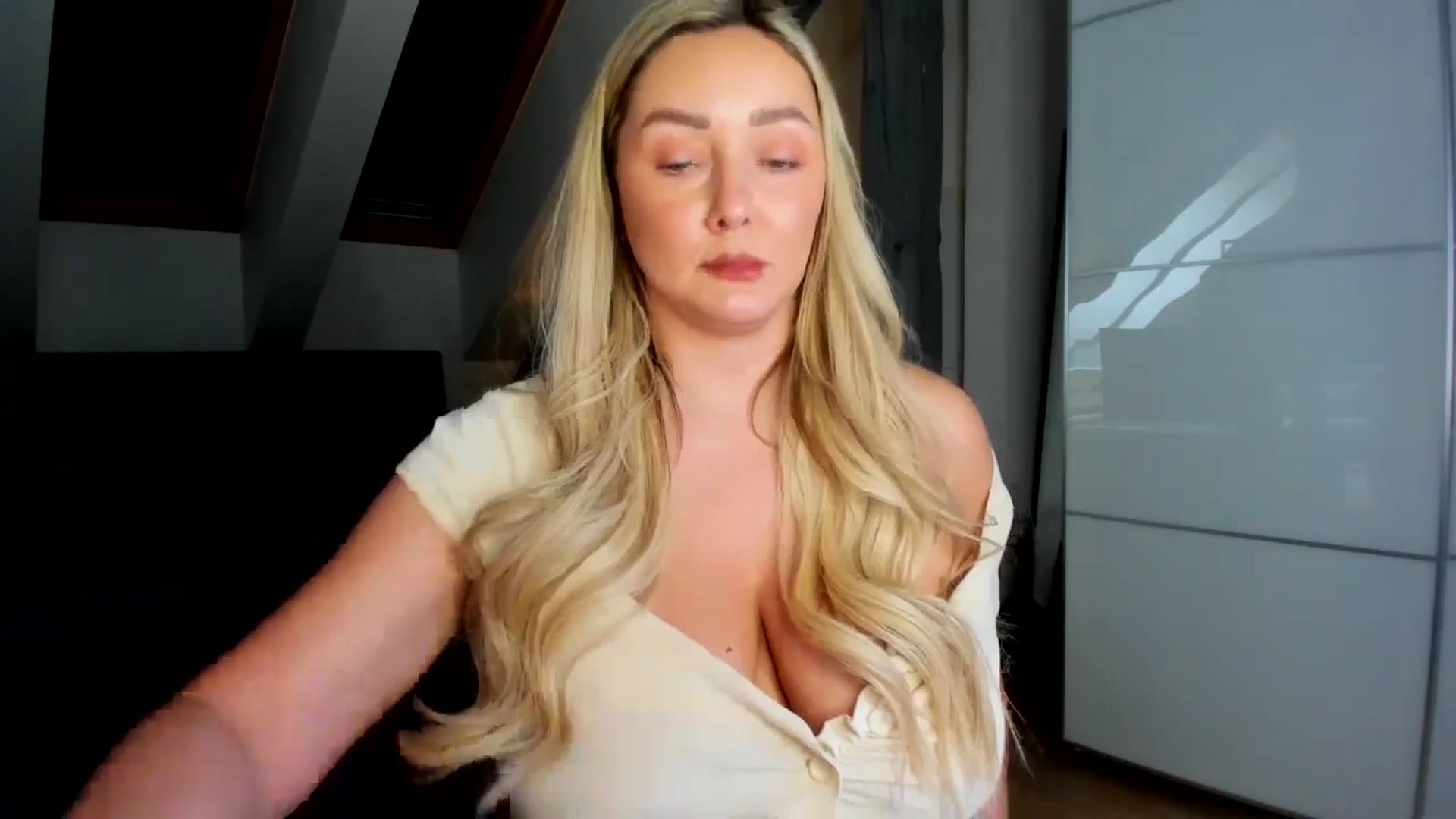 Mi_Ha video thumbnail