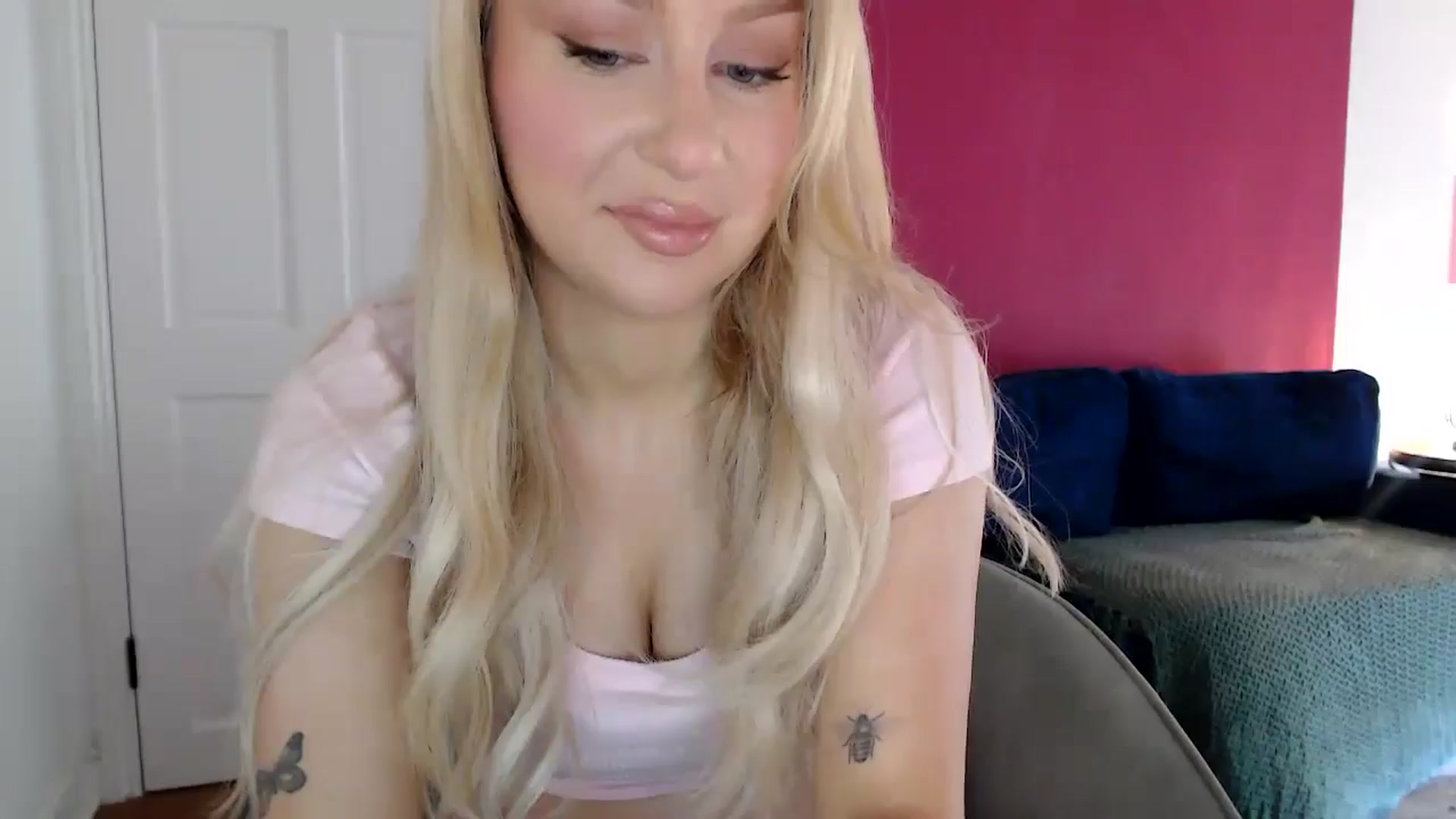PetiteAvax video thumbnail