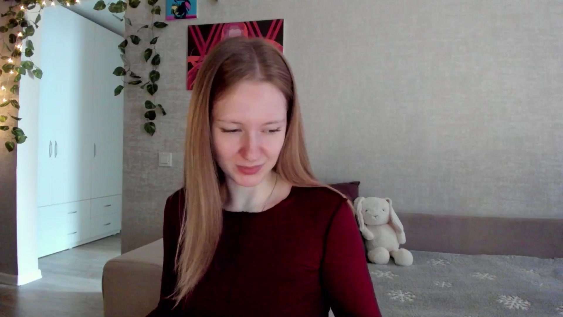 mnialice video thumbnail