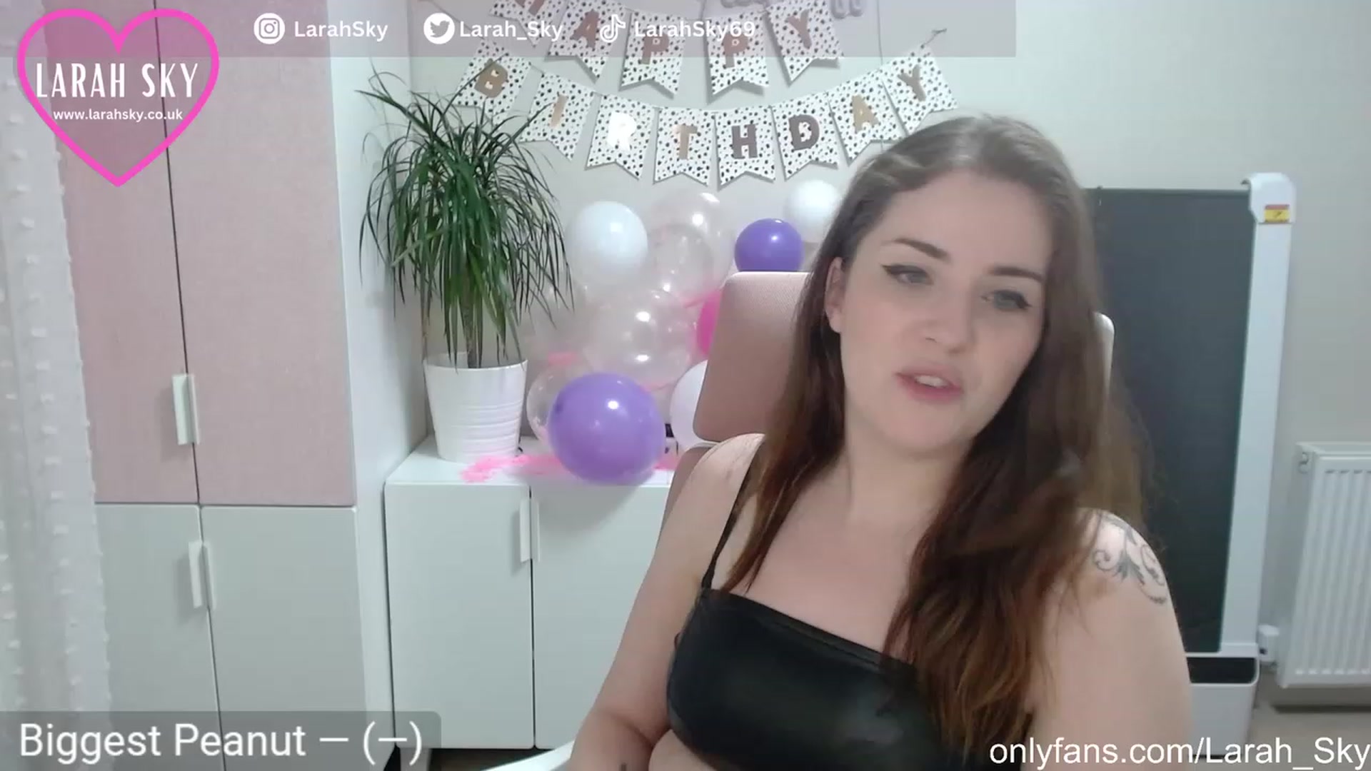 Larah_Sky video thumbnail