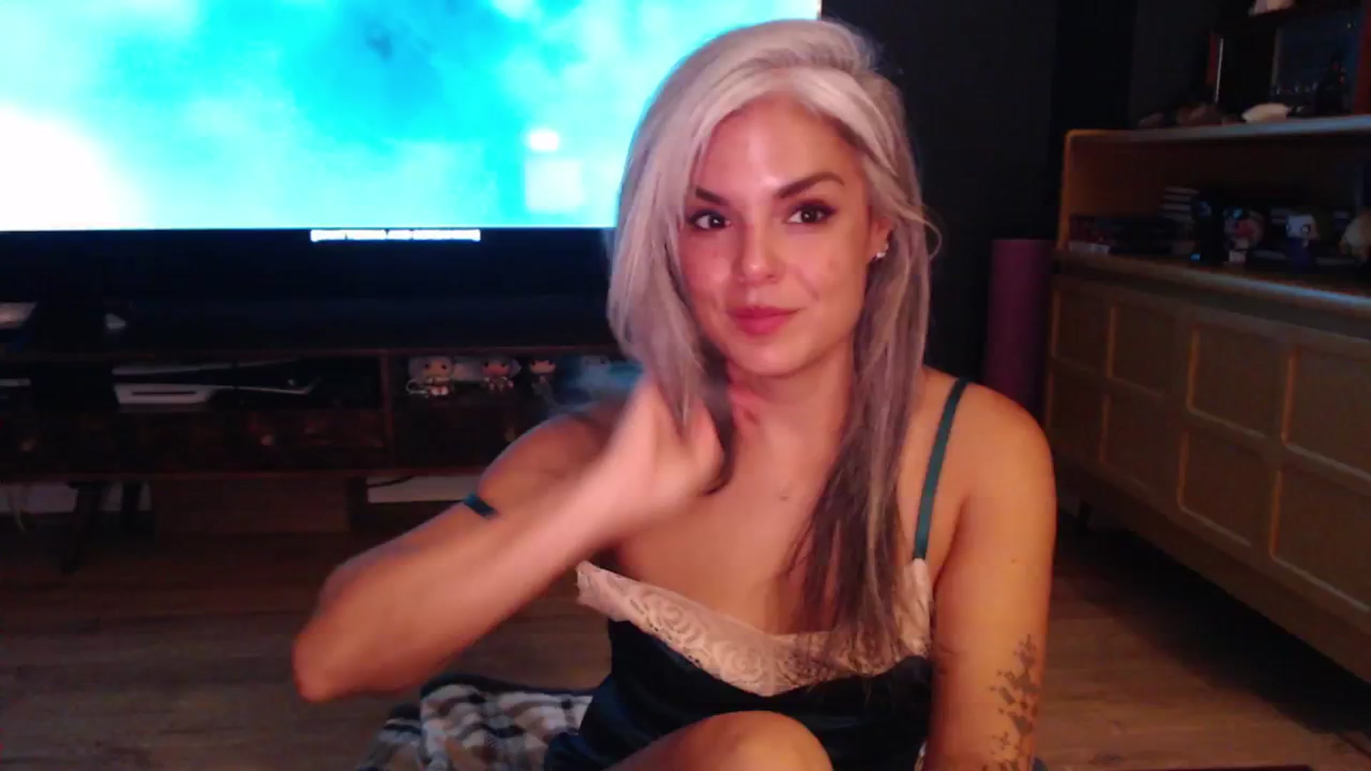 AprilJames video thumbnail