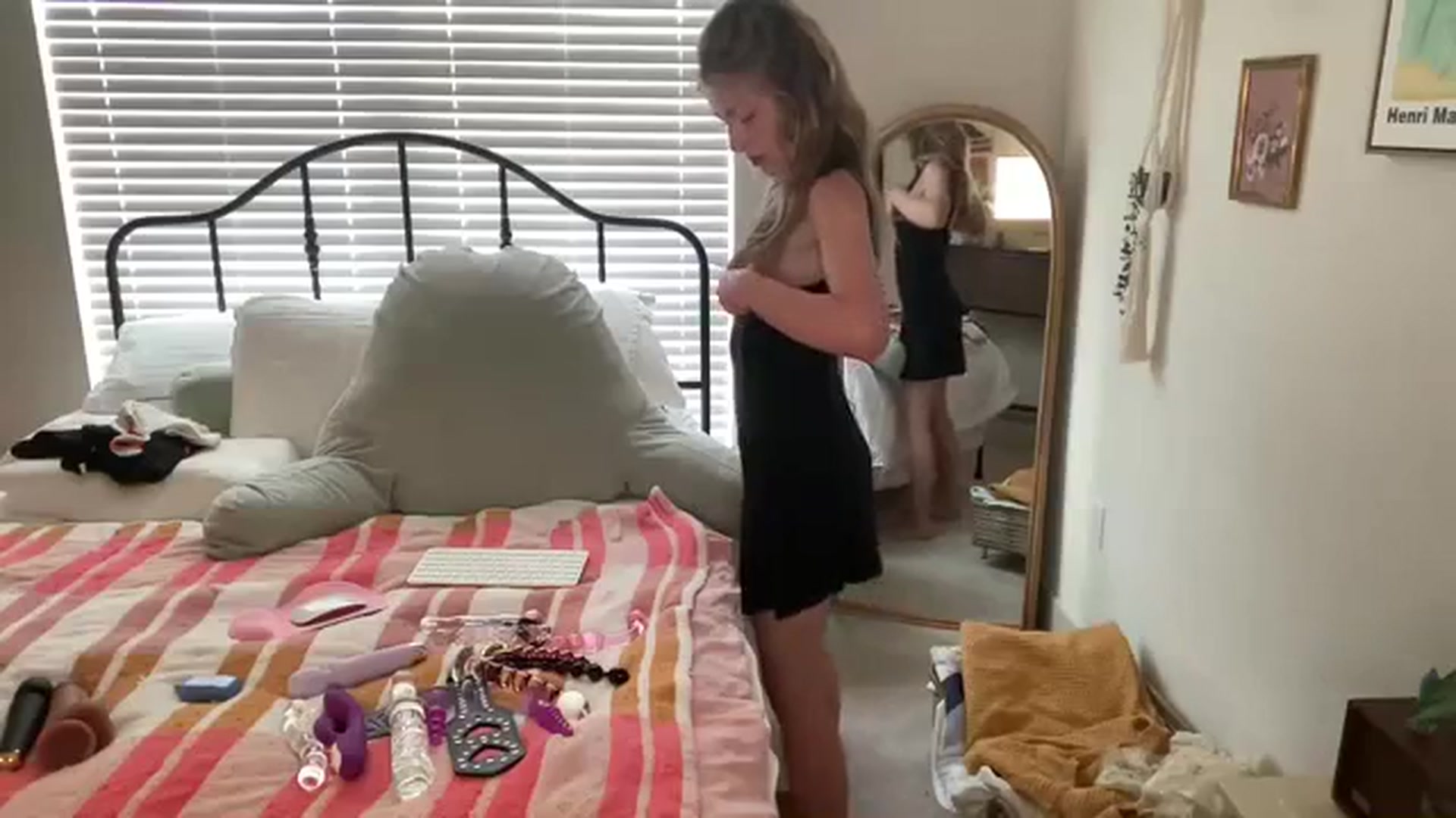 ZoeyLee94 video thumbnail
