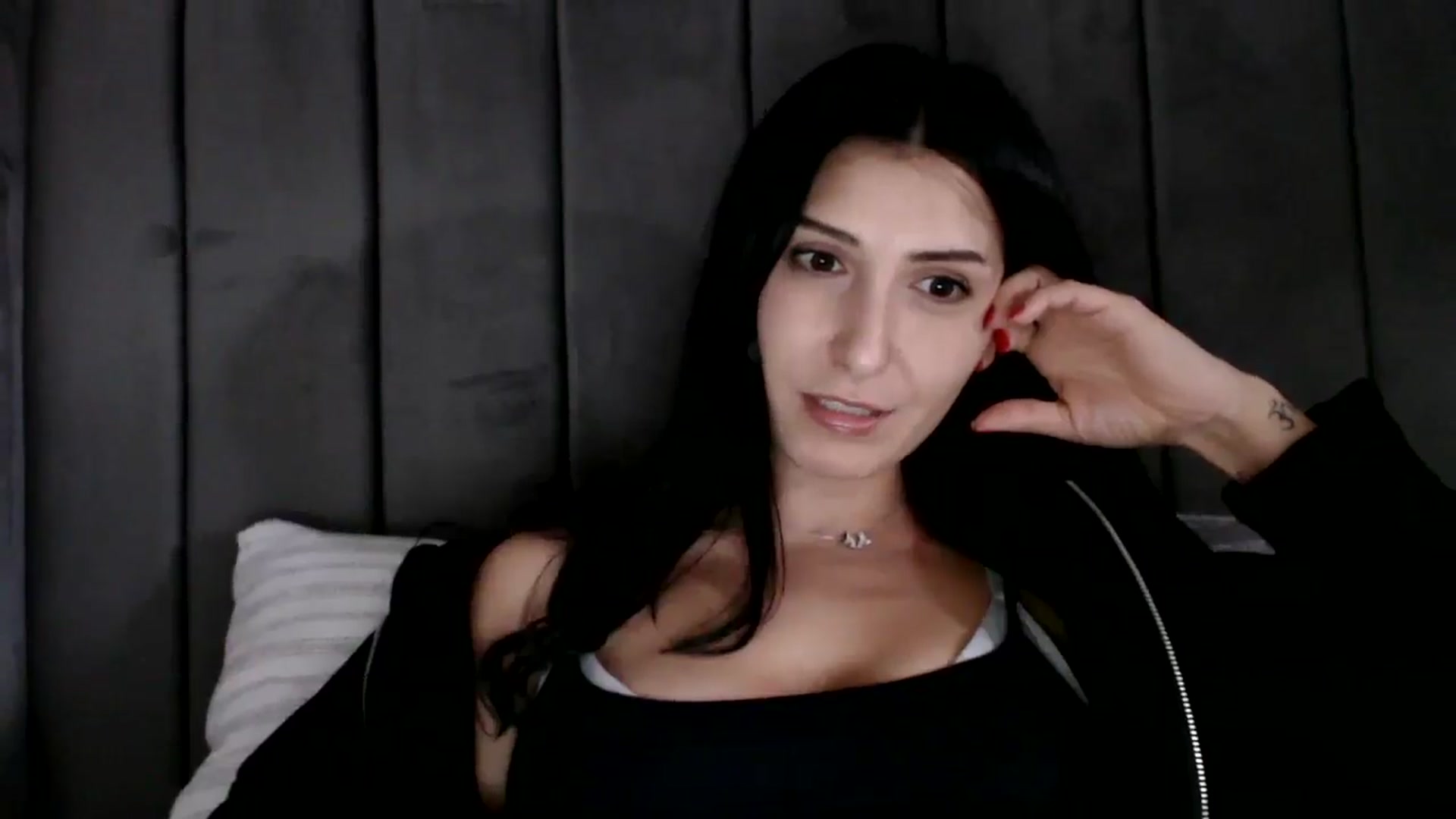 Yara_77 video thumbnail