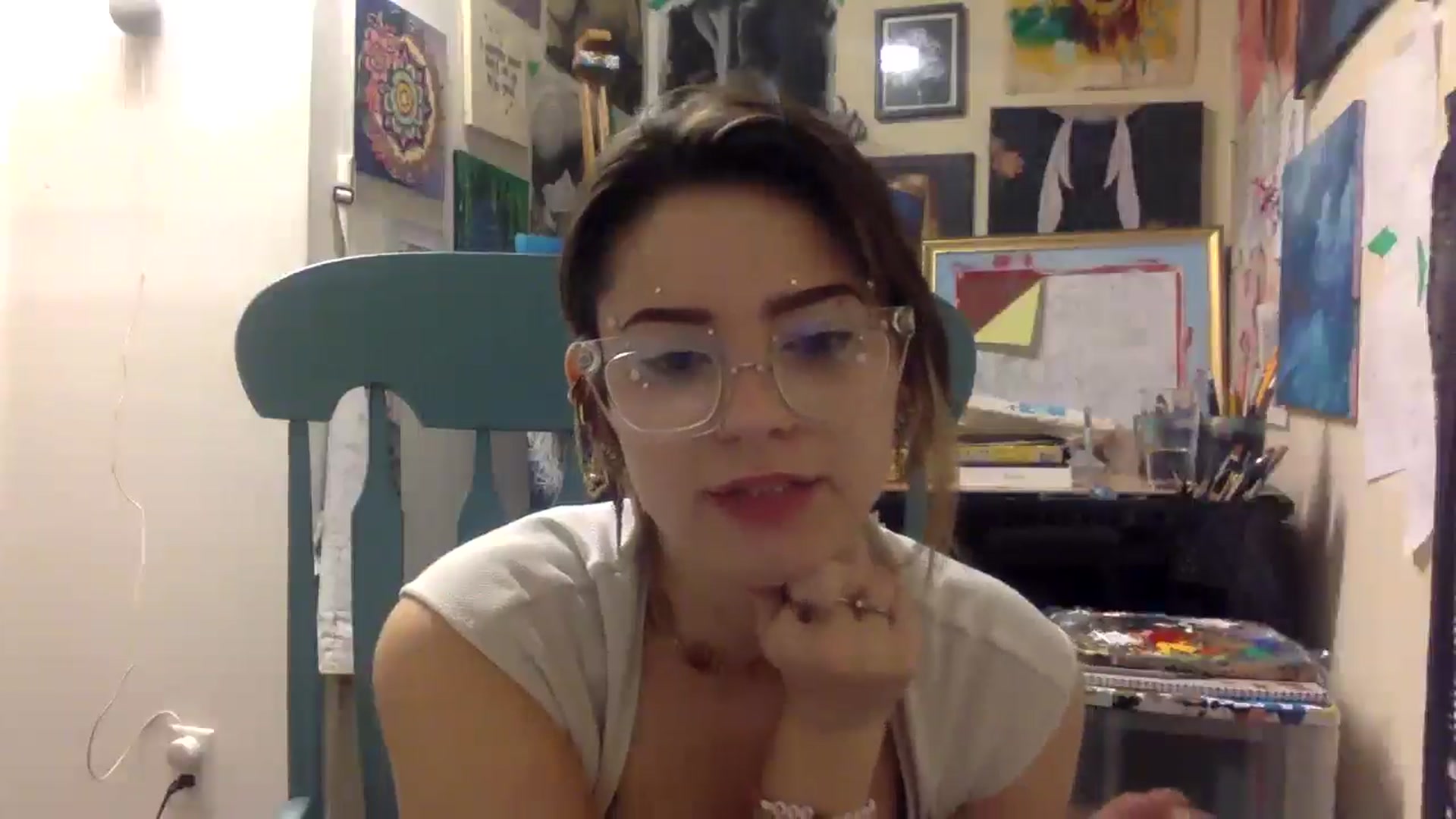 HunniBee video thumbnail