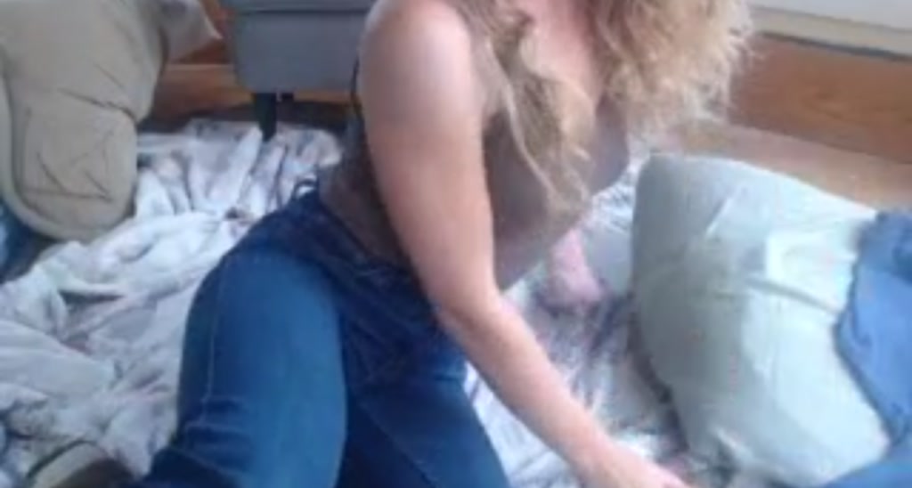 LittleFrankie video thumbnail