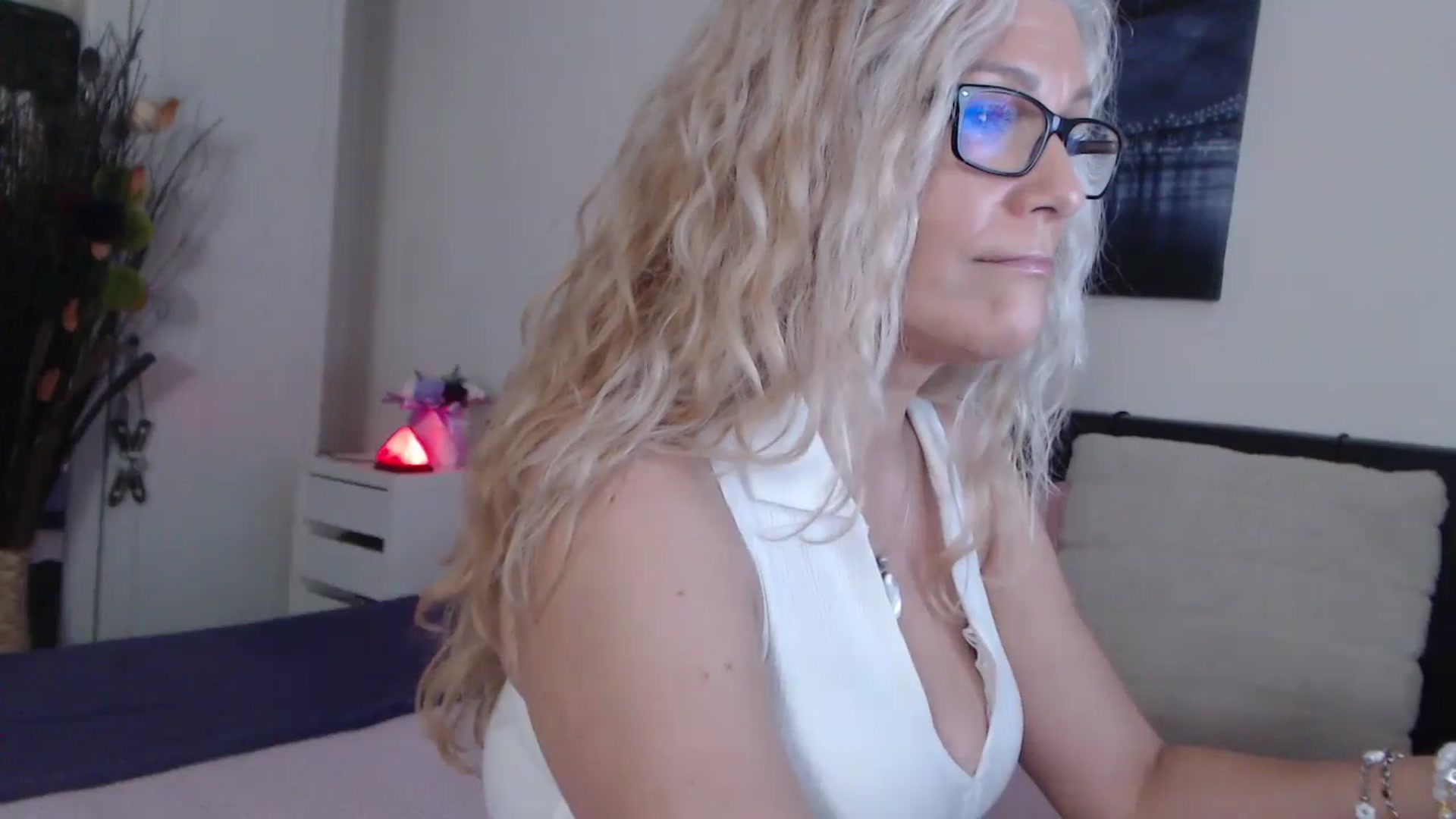 Reeya71 video thumbnail