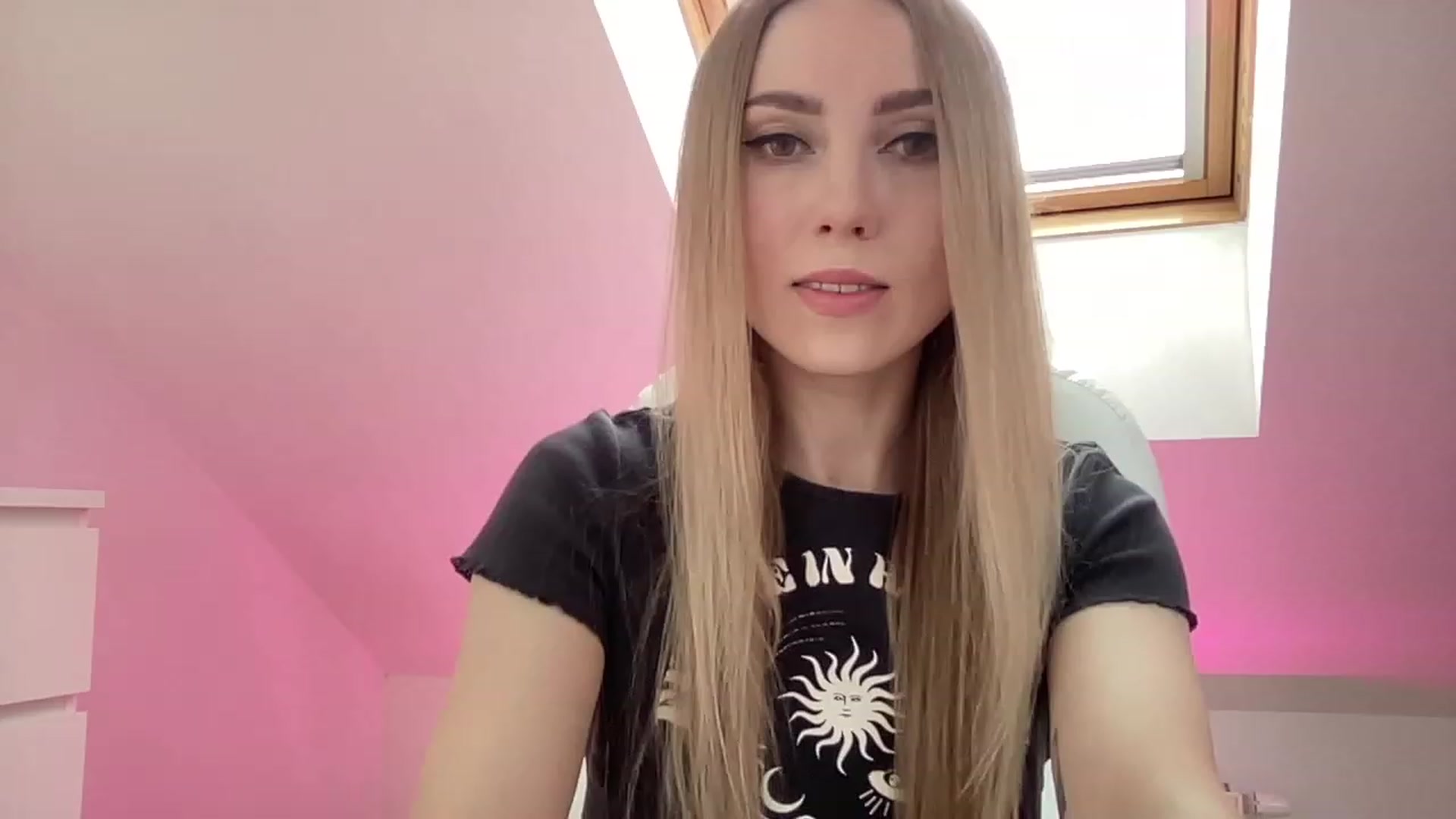 MagicElfie video thumbnail