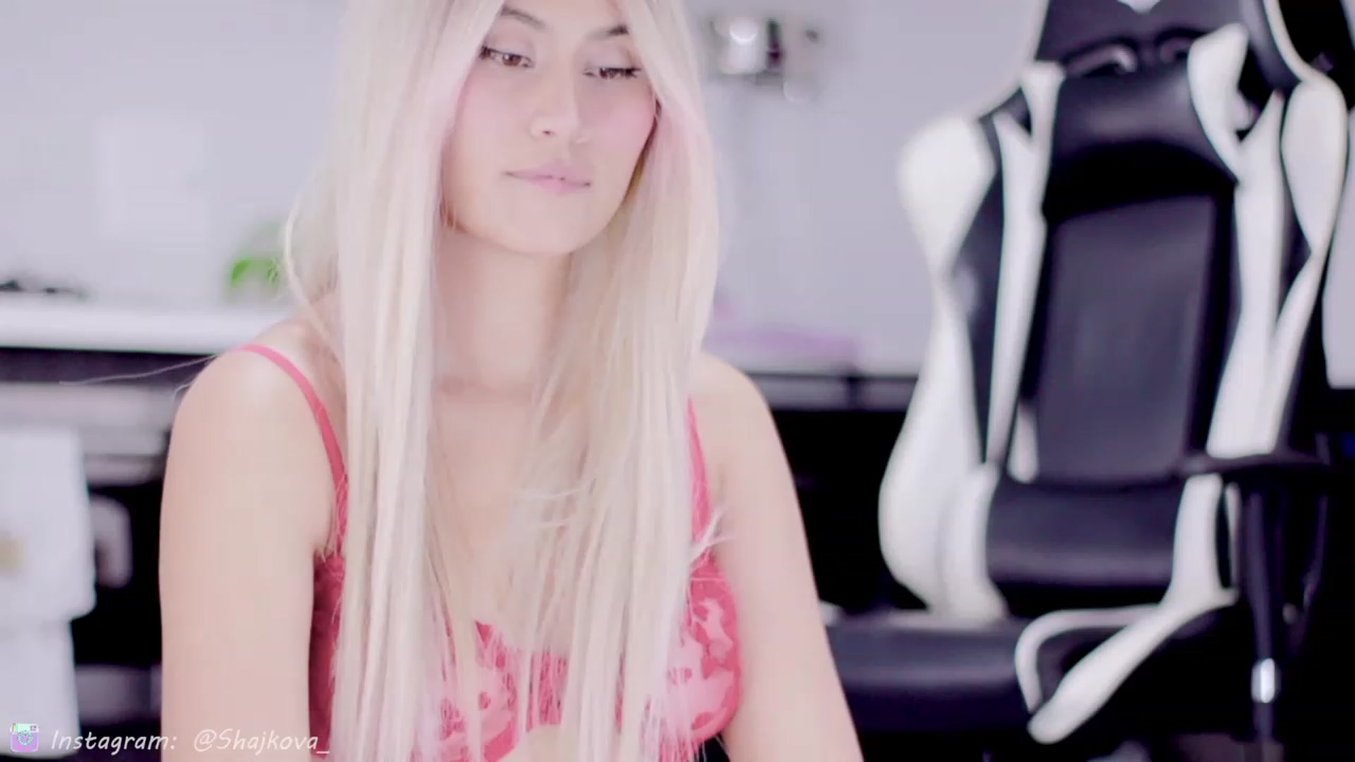 SHajkova video thumbnail