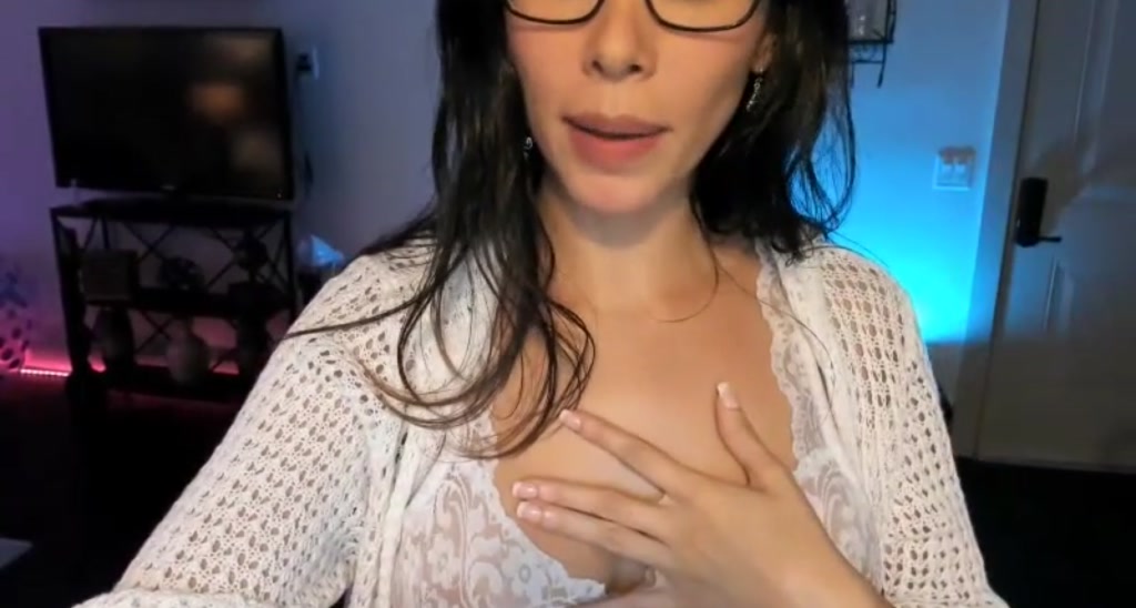 BellaBrookz video thumbnail