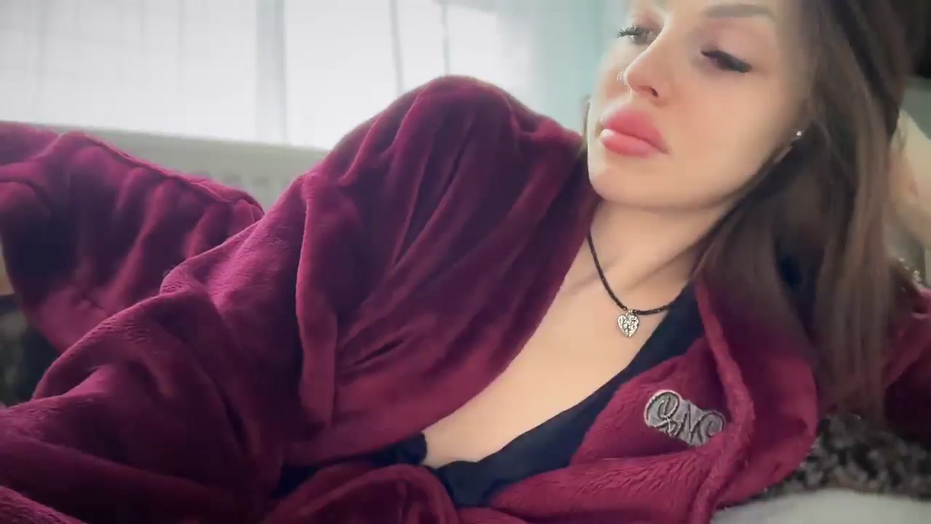 UGLYGIRL_ video thumbnail