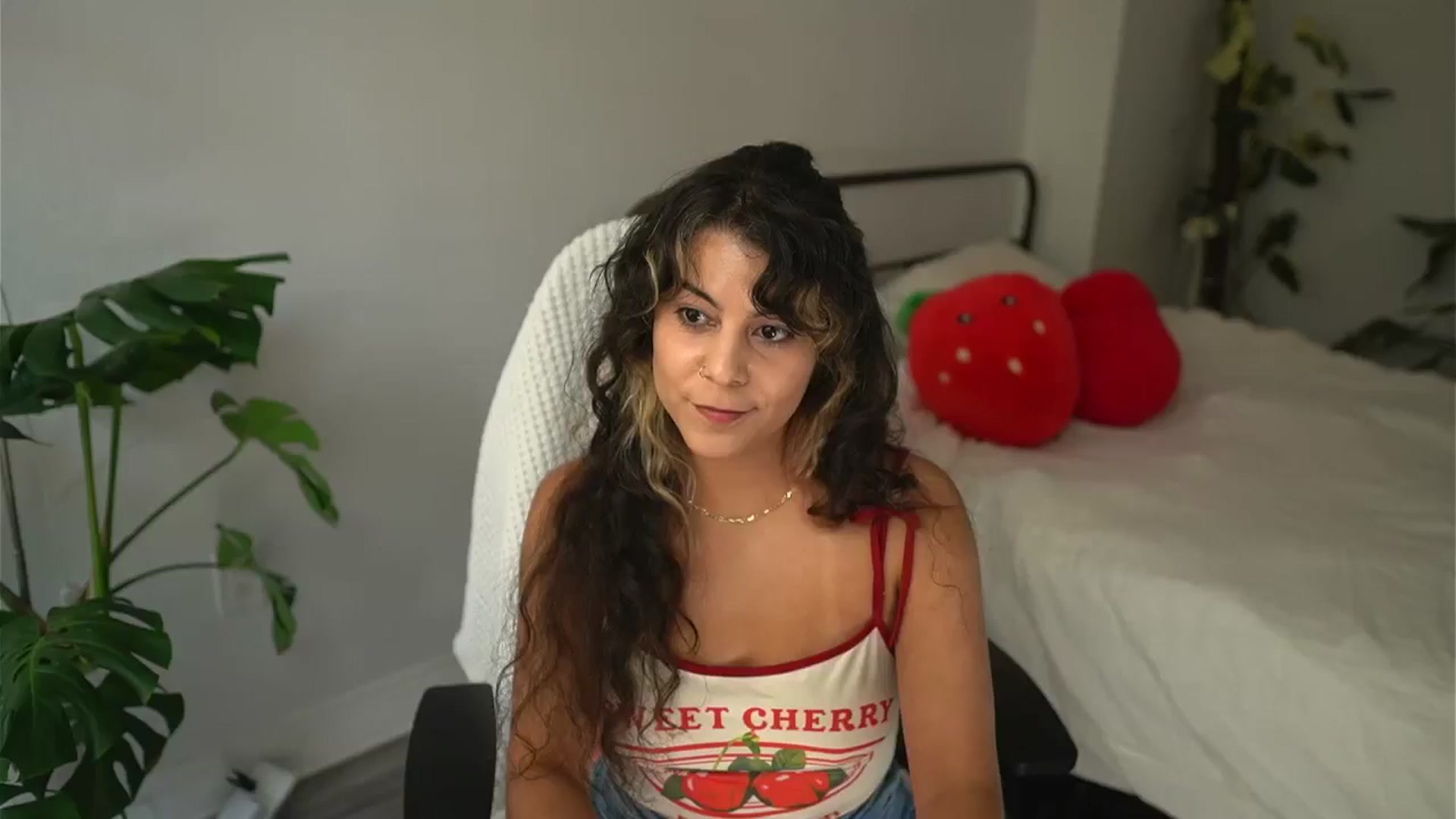 e_laine video thumbnail
