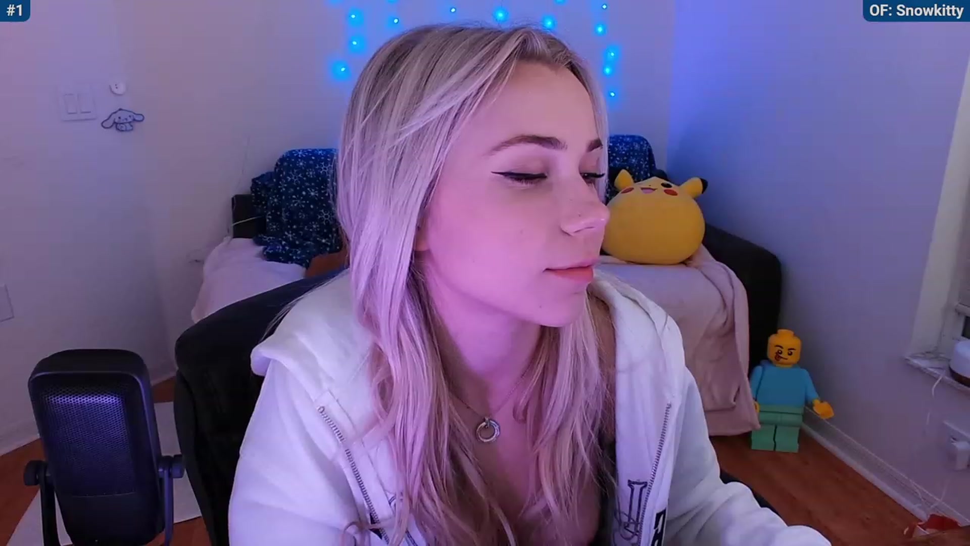 Snowwwwwwwwww video thumbnail