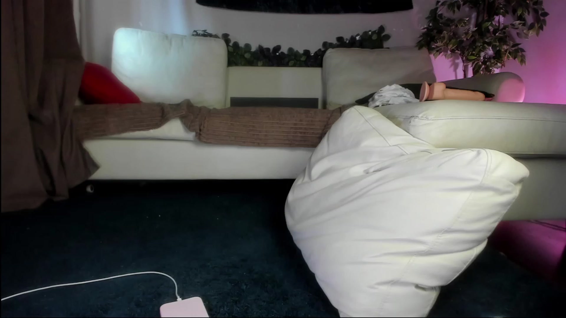 Littlewetgirl video thumbnail