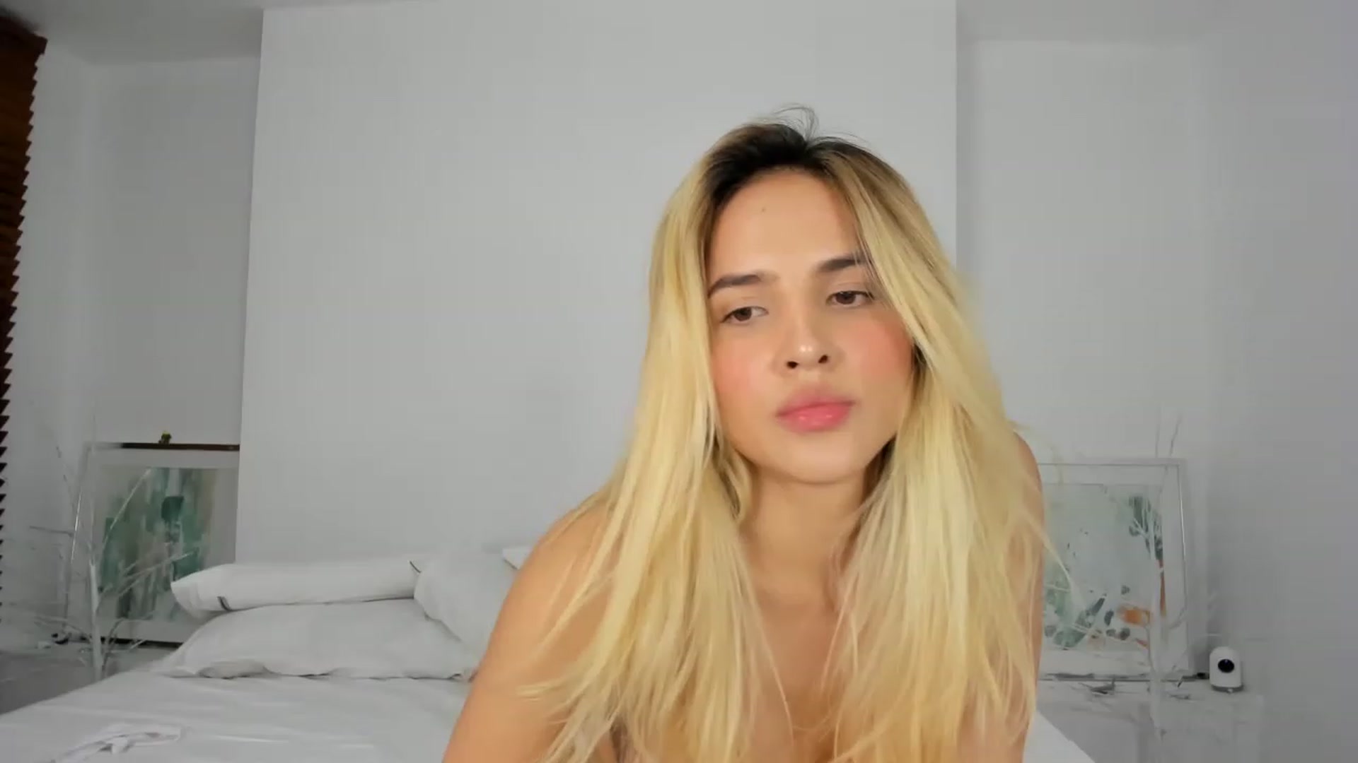 EMILIANA_CRUZ video thumbnail