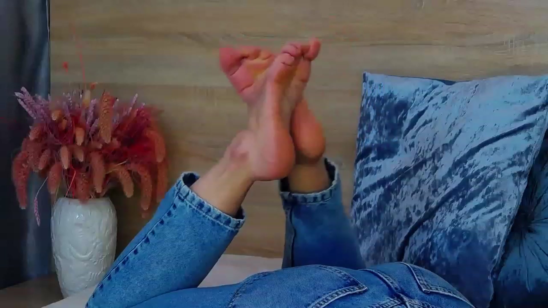 Floured video thumbnail